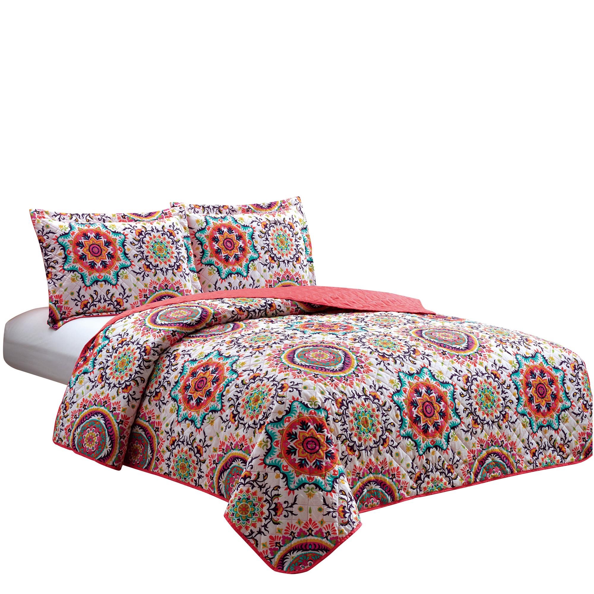 Daphne Printed 3 Pieces Reversible Quilt Set, 2 Shams By RT Designers