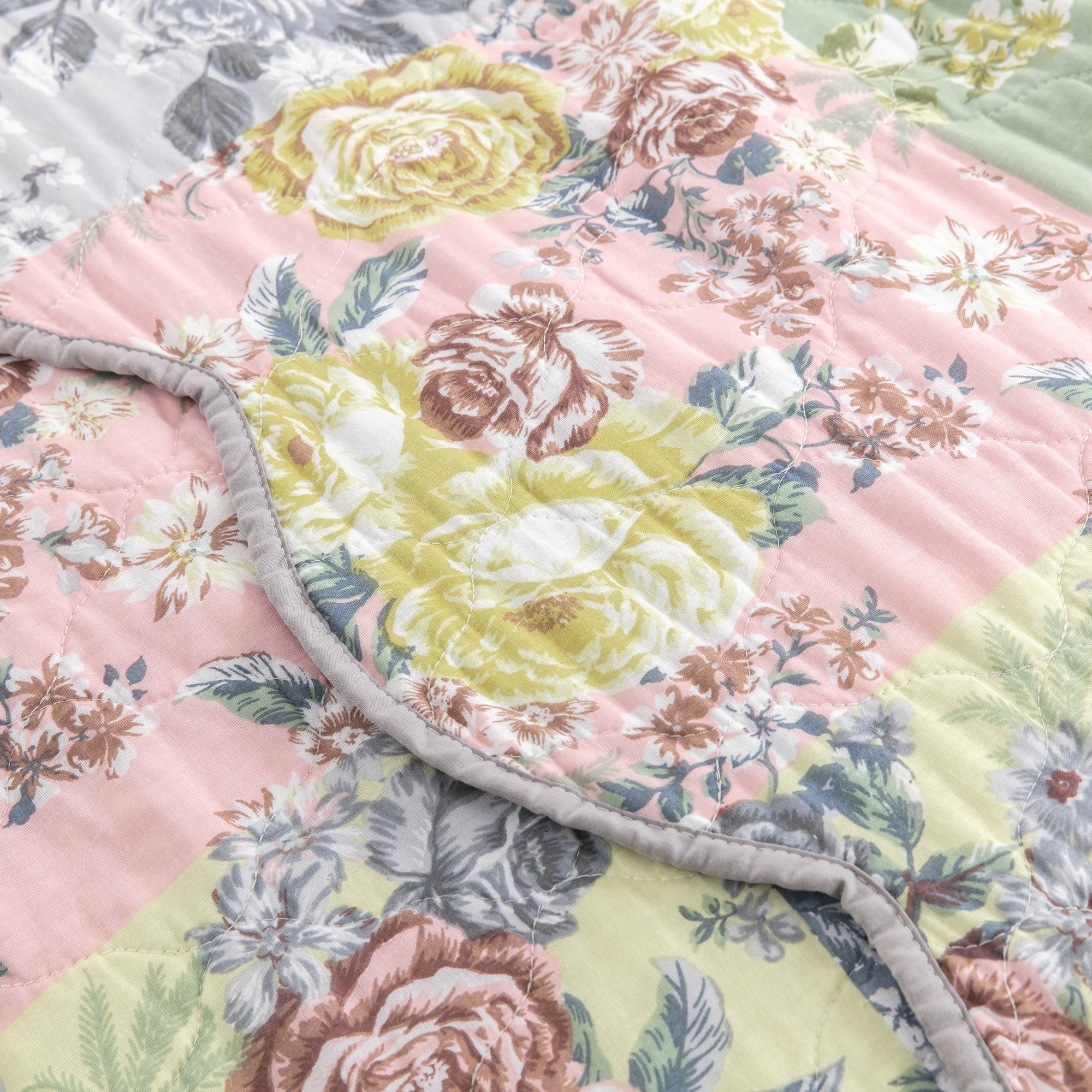 Greenland Home Emma Vintage Style Quilt Set - Picture 12 of 16